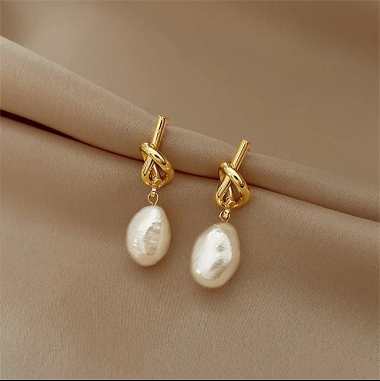 Knot Pearl Drop Earrings