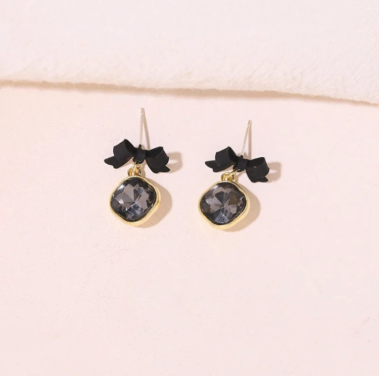 Retro Bow Earrings