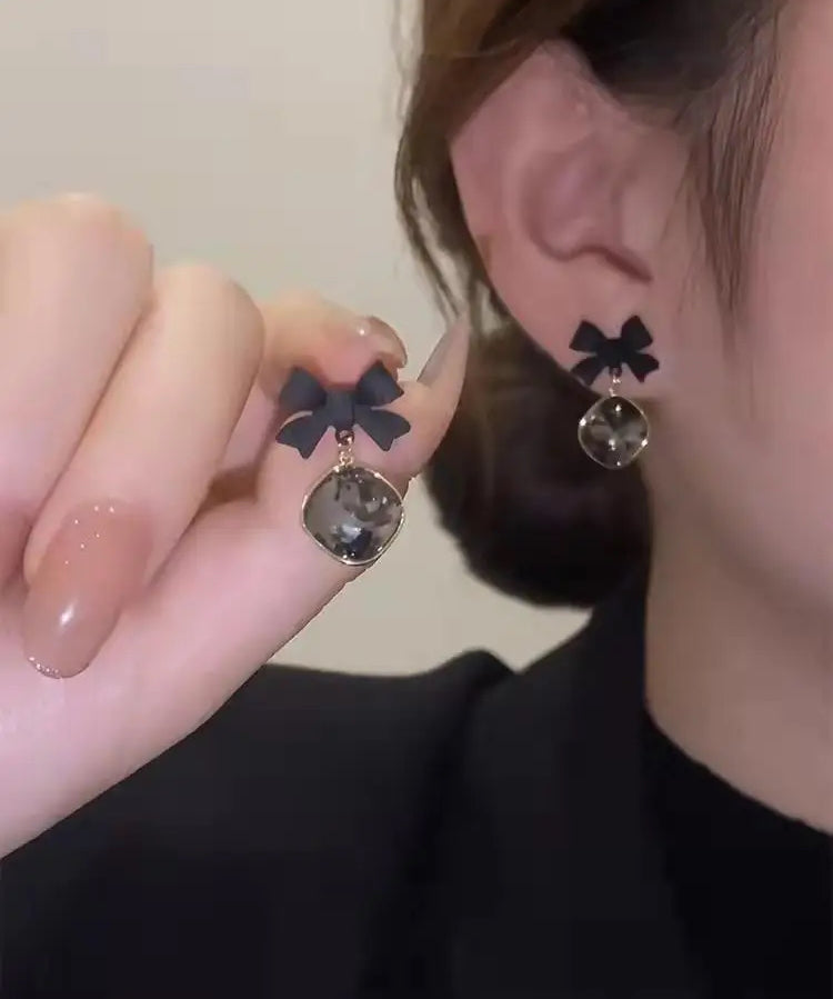 Retro Bow Earrings