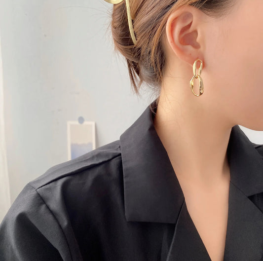 Twisted Gold Hoop Earrings