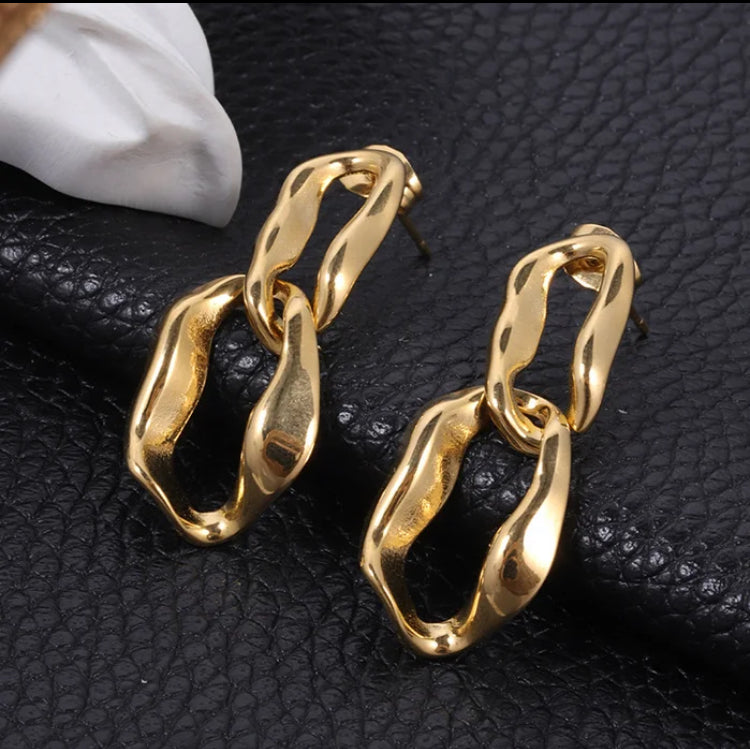 Twisted Gold Hoop Earrings
