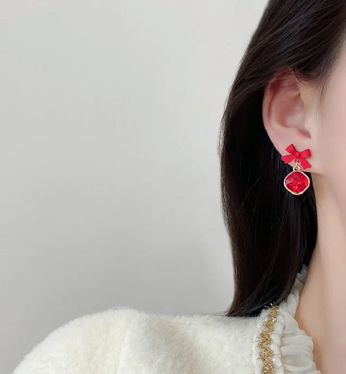 Retro Bow Earrings