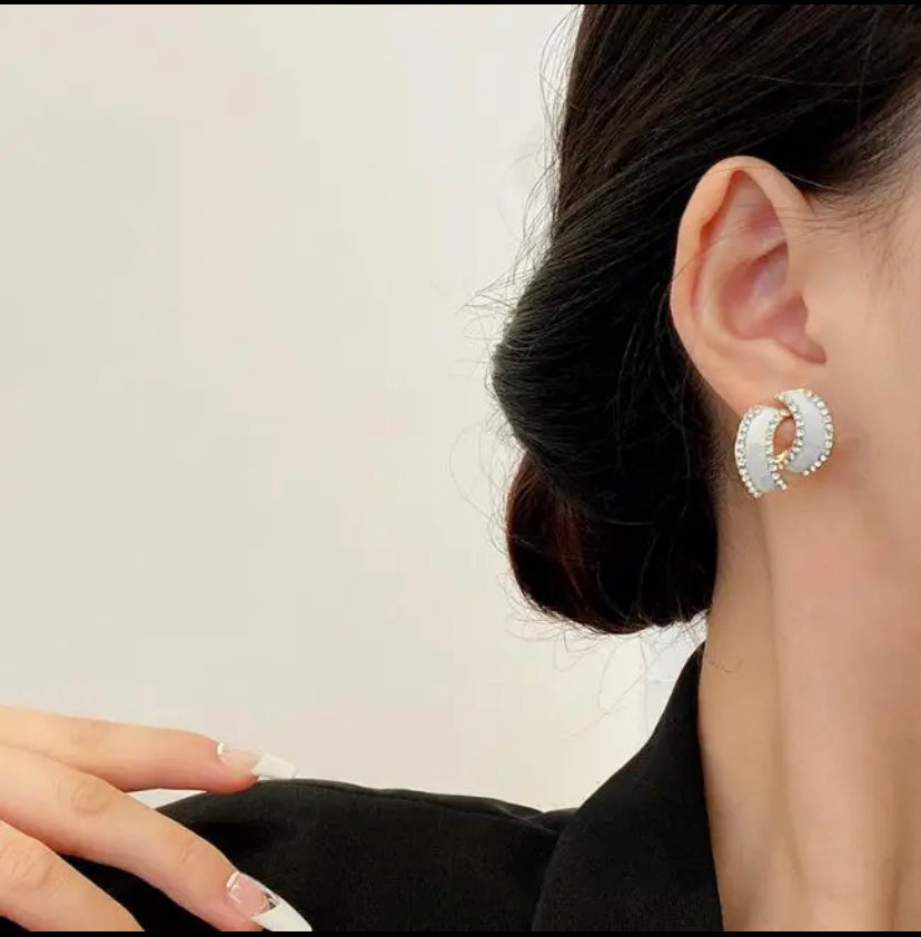 White Twisted Studs