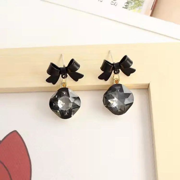 Retro Bow Earrings