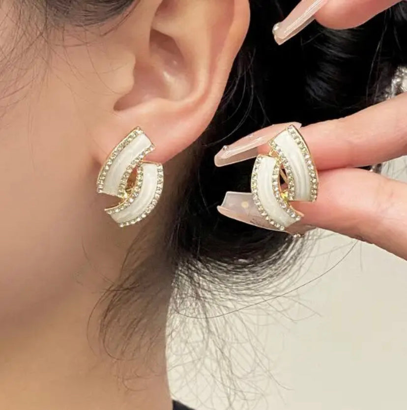 White Twisted Studs