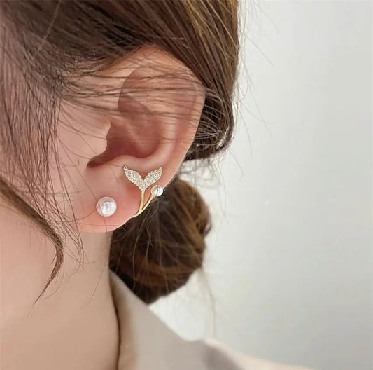 Fish Tail Pearl Earrings