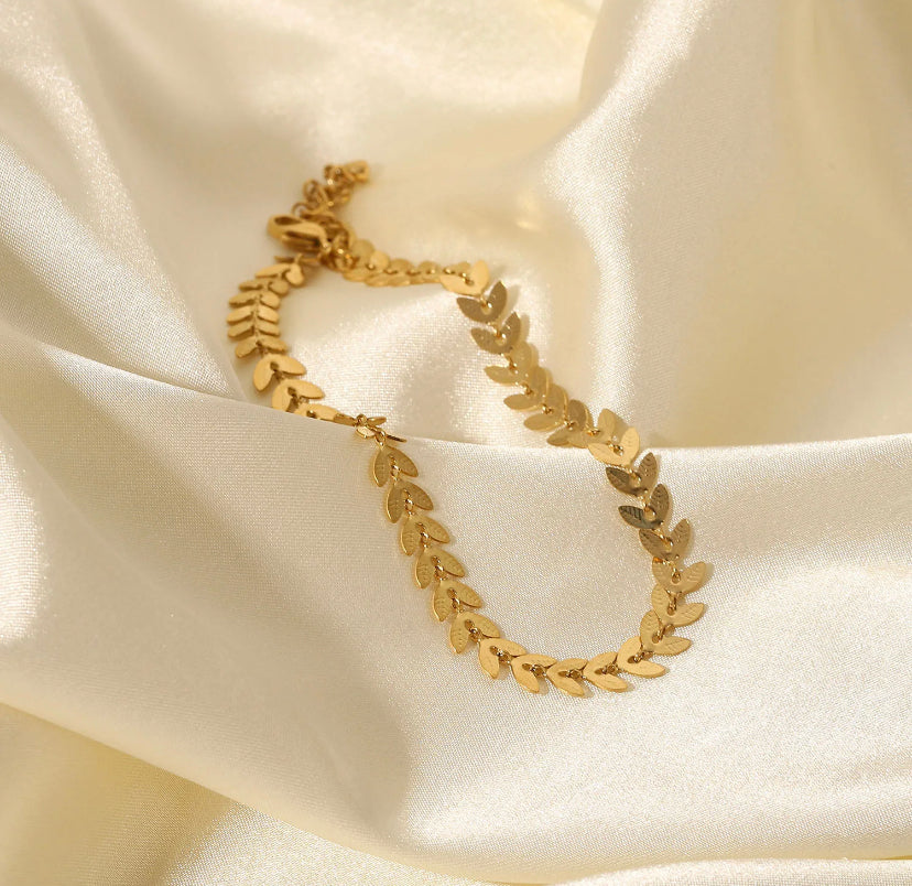 Minimal Leaf Chain Anklet