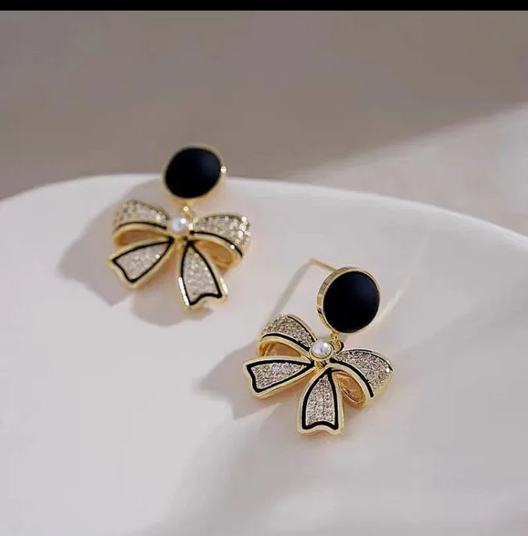Black Onyx Bow Earrings