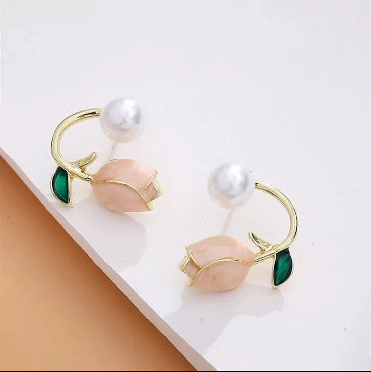 Rose Pearl Studs