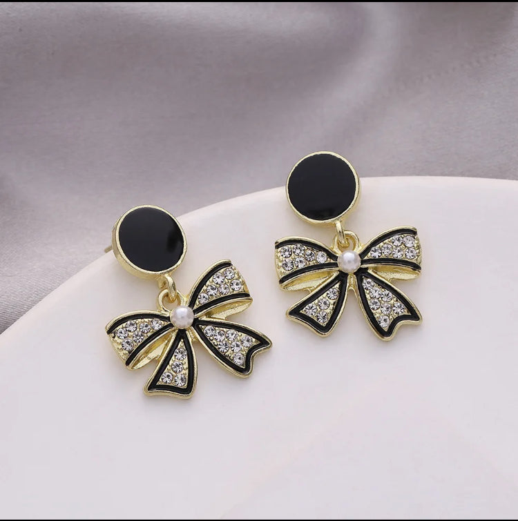 Black Onyx Bow Earrings