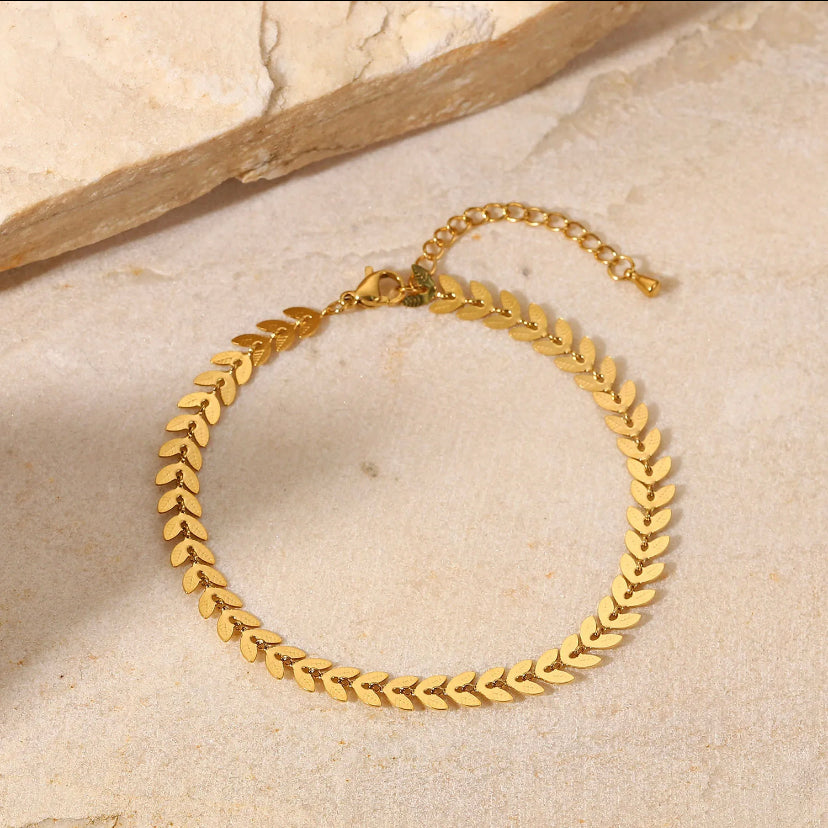 Minimal Leaf Chain Anklet
