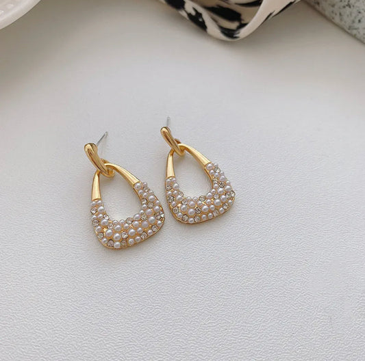 Droplet Shape Pearl & Diamond Studded Earrings