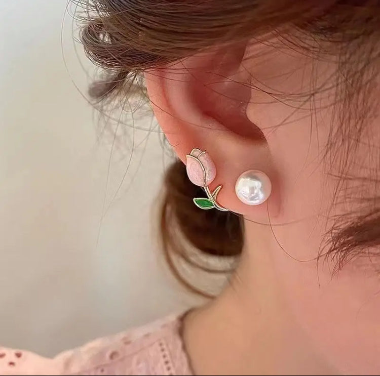 Rose Pearl Studs