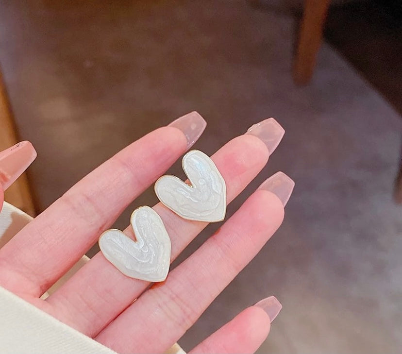 Pretty Heart Studs