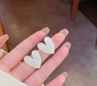 Pretty Heart Studs