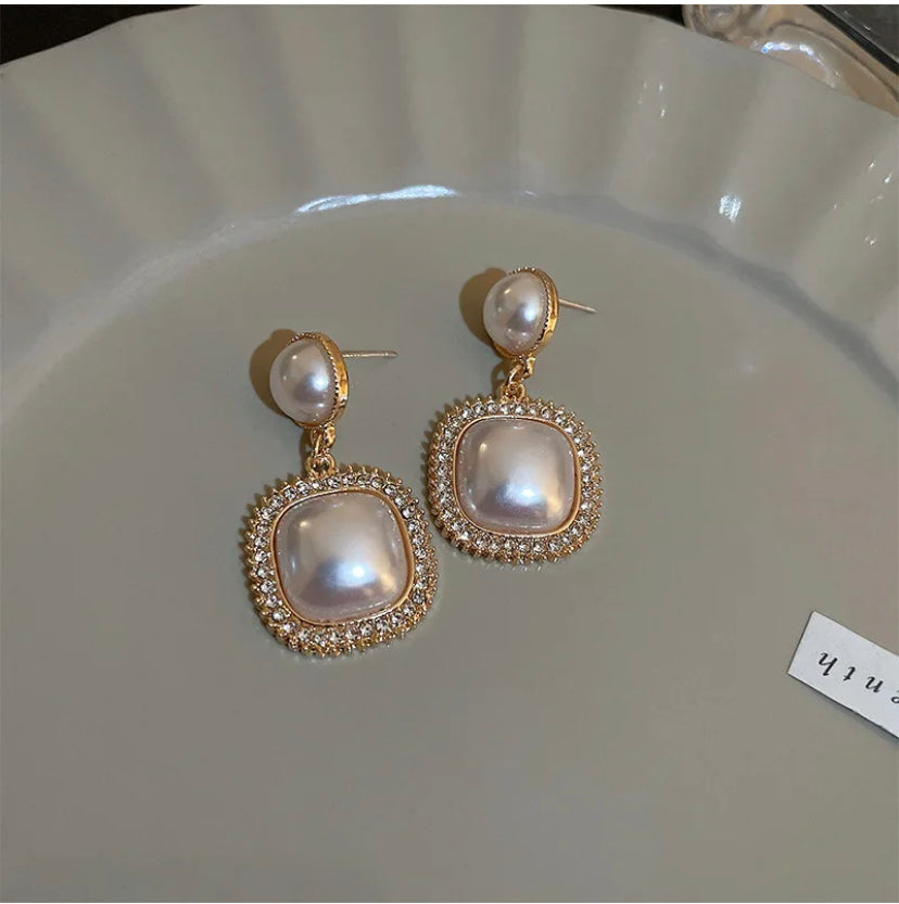 Geometric Pearl Luxury Danglers