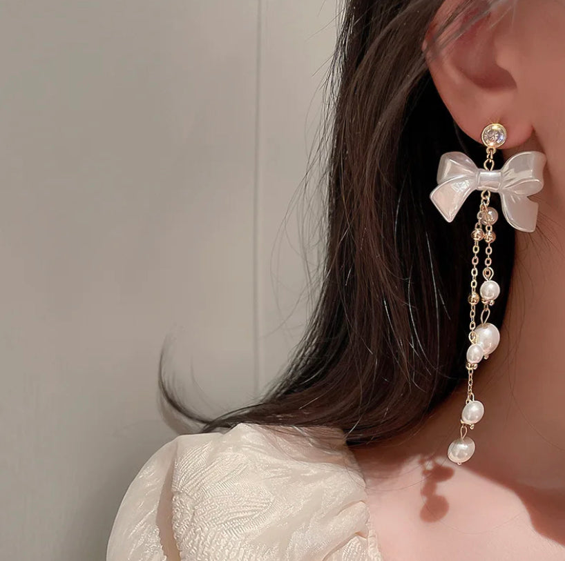 Bow Knot Pearl Danglers