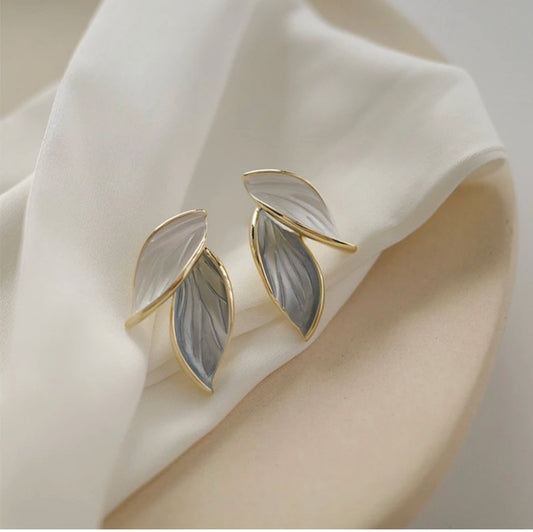 White & Grey Leaf Studs