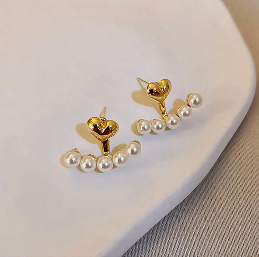 Pearl Ear Studs