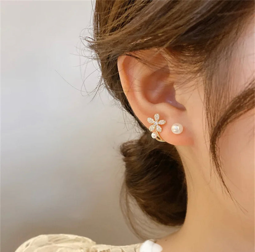 Cute Little Flower Pearl Studs